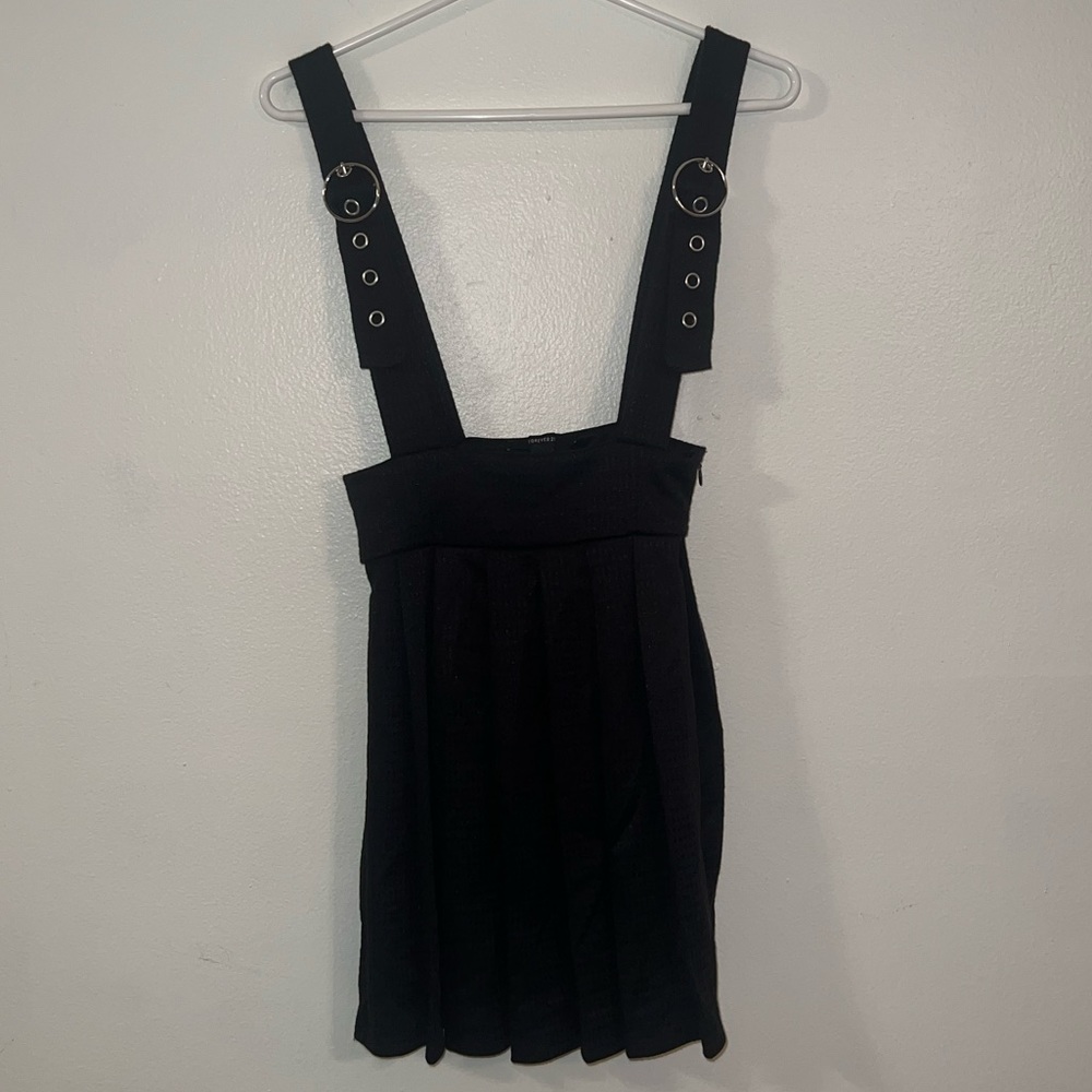 Skirt/overall, *TOP DOES NOT COME WITH, BUT CAN BE BUNDLED*